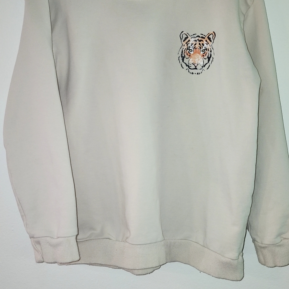 LSU sweater